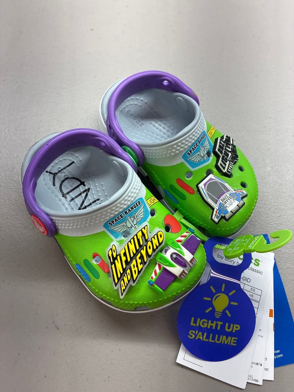 Toy story Buzz classic crocs size c5 209857-0lD